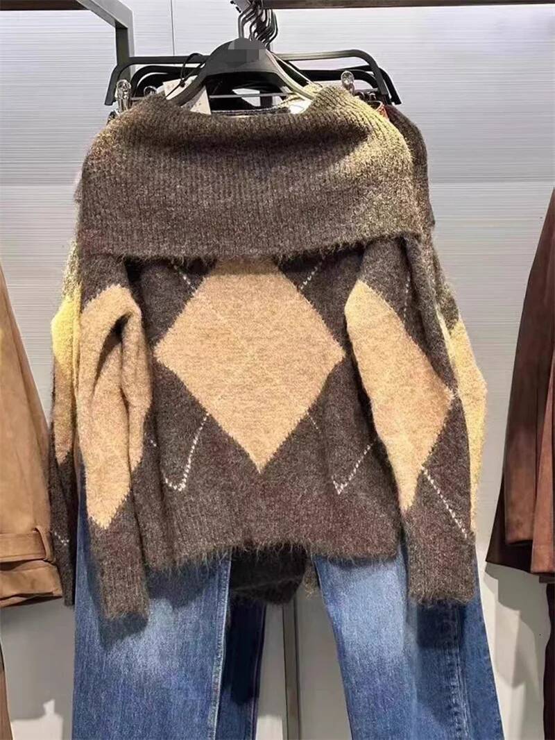 winter jacket women Women's 2025 Autumn New Style Maillard Color Series Long Sleeve Layered Off-Shoulder Knitted Top Casual Sexy Unique Fashion