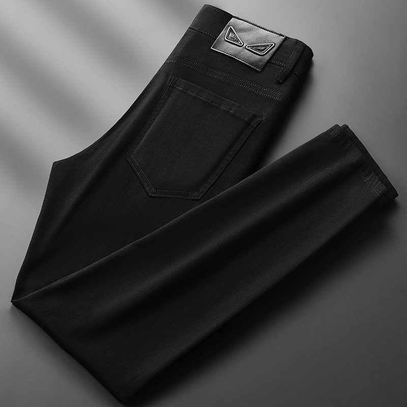 Men's Trendy Slim-Fit Straight-Leg Jeans in White and Black 510