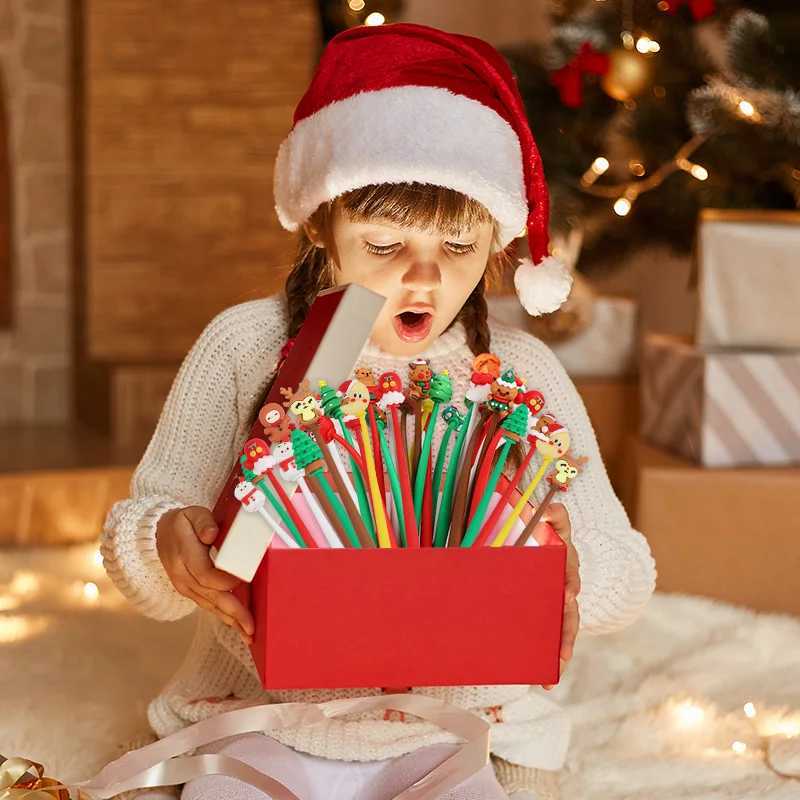 530Pcs Mixed Christmas Pens Cartoon Black Ink Writing Pen Kids New Year Gift Stationery 2025 Christmas Party Decor Supplies C251030