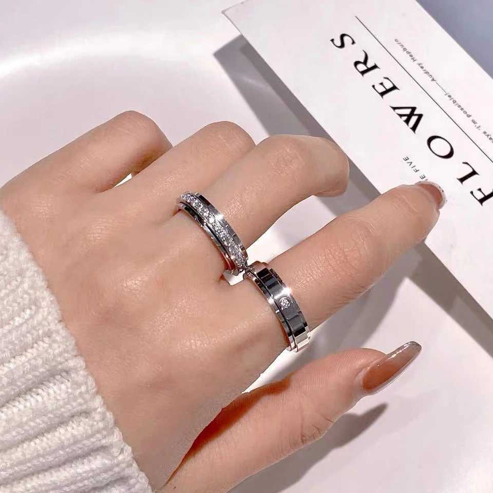 ZAKOL Single Row Square Zircon Rotating Ring for Women Shiny Crystal CZ Starry Couple Rings Aesthetic Creative Jewelry GiftW251030