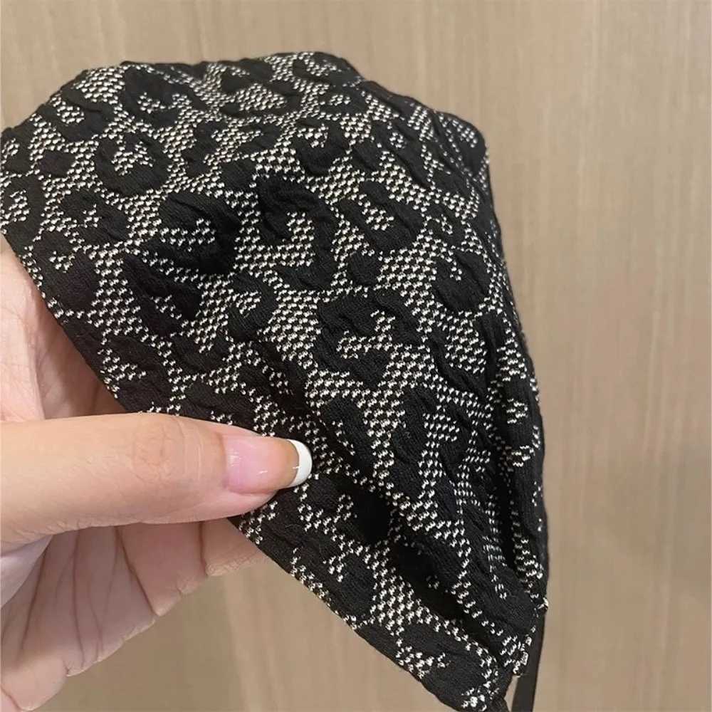 New Leopard Print Warm Mask Washable Sexy Face Veil Breathable Dustproof Facial Gini Outdoor Skiing CyclingW251029