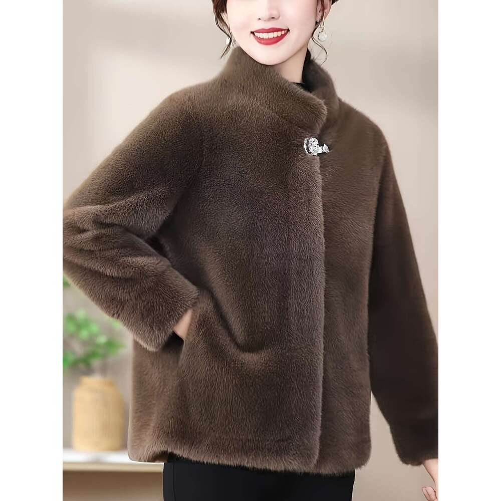 Elegant Women S Winter Coat Made Of Faux Fur