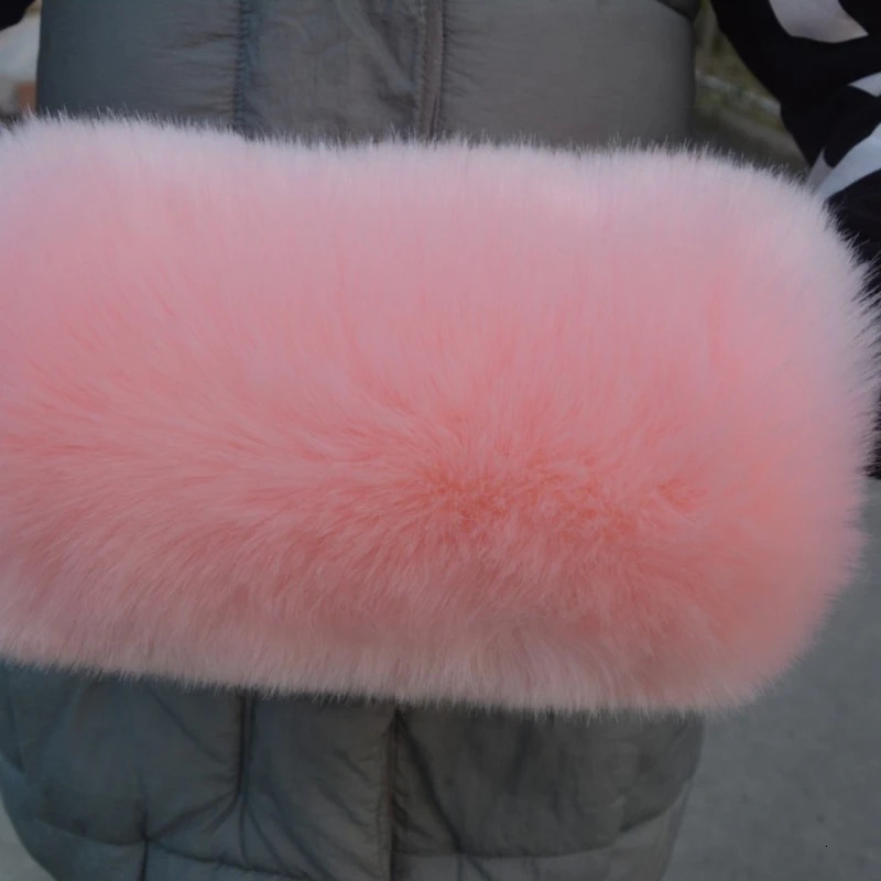 Soft Luxurious Rabbits Hair Hand Muffs 2820cm Women Hand Warming Accessories for Winter 251030