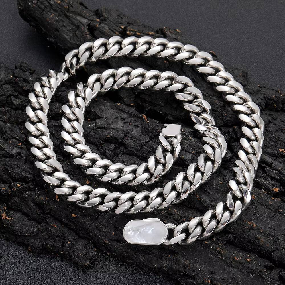 NUOYA New Style 812mm Cuban Link Chain Necklace Pave Shell Clasp 18K Gold Plated Stainless Steel Luxury Hip Hop Jewelry Designer's style