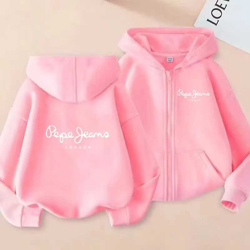 Childrens Black Sweatshirt Letter Zipper Style Long Sleeve Hoodies Girls Boy Top 312Yrs Casual Fashion Sports Charming ClothesT251030