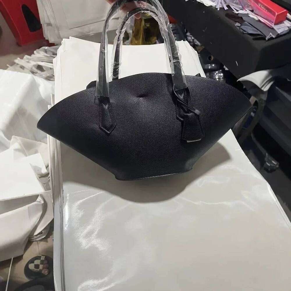 New In Handbag Deep Brown Yellow Office Commuting Handheld Single Shoulder Slant Cross Designer Bag Bags Women