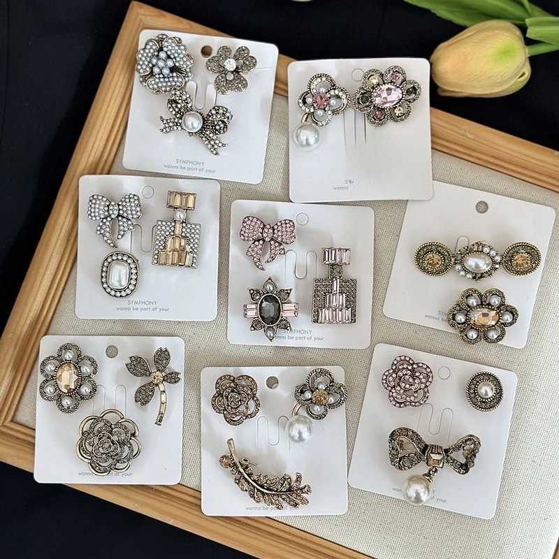 Elegant Women Girls Fashion Crystal Perfume Bottles Bow Pearl Brooches Badges Classic Lady Party Wedding Pins Accessories Y251029