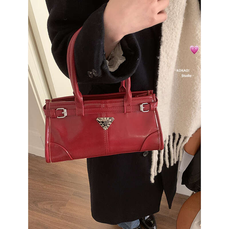 Designer bag Fashion Handbag for Women New Niche Design Single Shoulder Commuter Simple Versatile Crossbody Bag