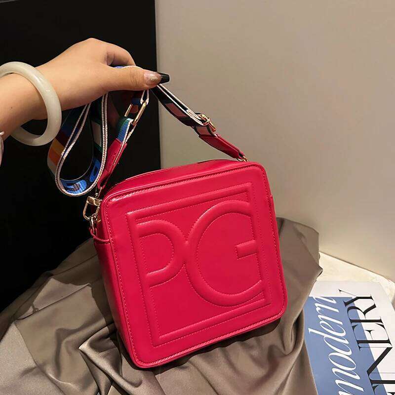 Designer Bags Fashionable Ladies Shoulder Premium Leather Tote Handbag Spacious Women's Zipper Crossbody Bag With Pockets Hot Selling