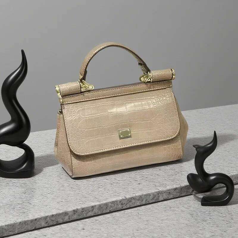 Platinum Bag Spring 2025 New Fashion Versatile High-End Single Shoulder Crossbody Handbag Soft Leather Vintage Style