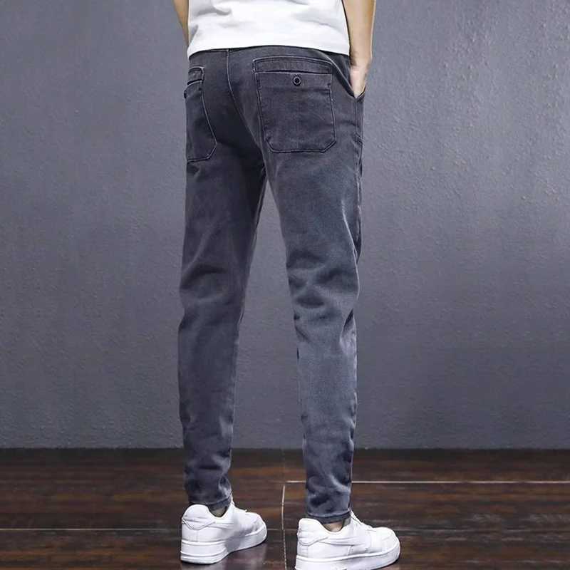 2024 Mens Comfortable Elastic Waist Denim Pants Plush Thermal Autumn Winter Harem Trousers Fashion Narrow Leg Gray Jeans Male J251030
