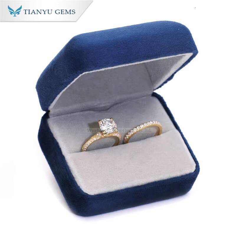 Tianyu 10K 14K 18K White Yellow Rose Gold DEF VVS 775mm Moissanite Diamond Ring Set with Half Eternity Band