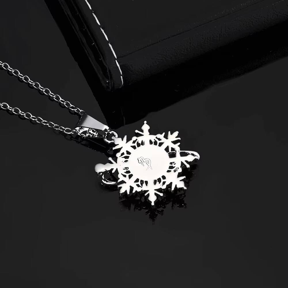 NUOYA Womens Silver Fashion Christmas Jewelry Pendant Necklace Inlaid Circular Shells Bling Diamond Snowflake Pendant for Gift Designer's style