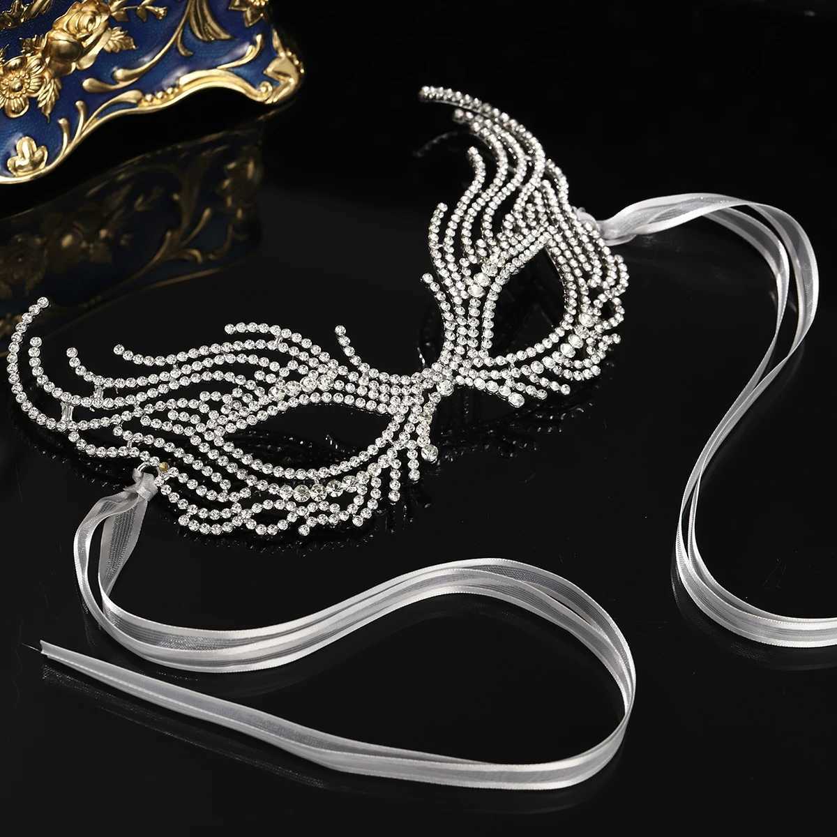 Forest Fairy Split Diamond Mask Halloween Party Womens Fox Mask Luxury Handcrafted Jewelry Accessories As GiftsW251029