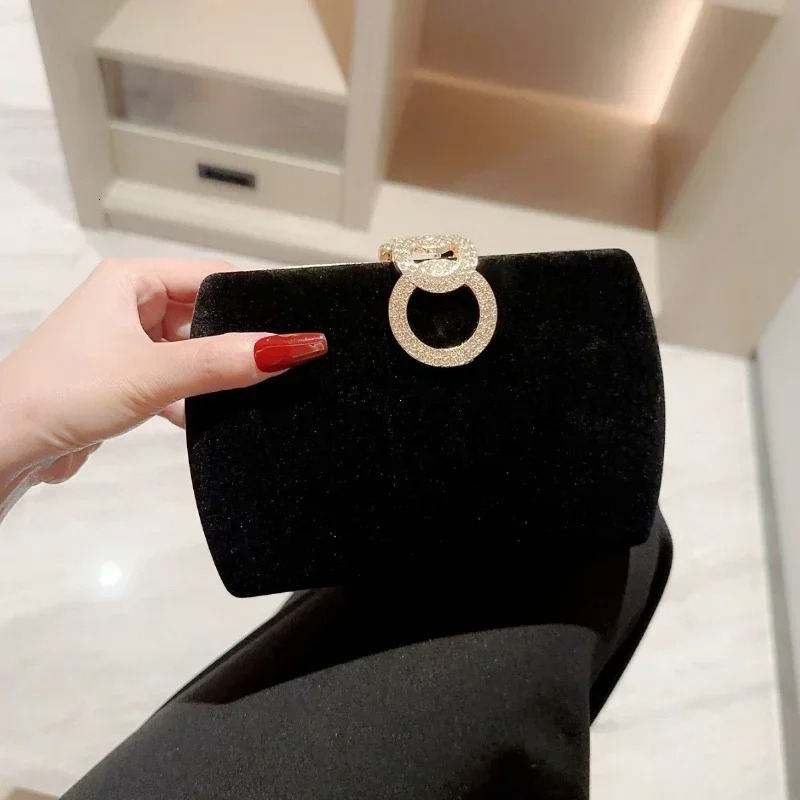 Ladies Autumn Winter Velvet Box Dinner Bag Sparkly Rhinestone Decoration Banquet Bag Clutch Evening Dress Bag Party 251030