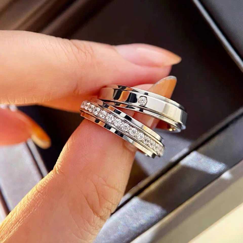 ZAKOL Single Row Square Zircon Rotating Ring for Women Shiny Crystal CZ Starry Couple Rings Aesthetic Creative Jewelry GiftW251030