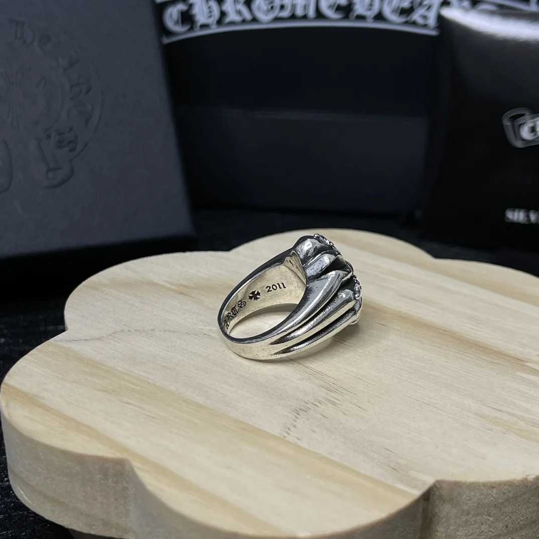 2025 Hot Sale Ring Unisex Thai Silver Retro Old HipHop Mens Medieval Niche Highend FeelingW251030