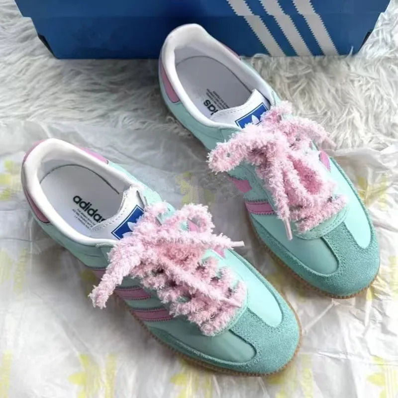 1 Pair Fluffy Cute Men Women Pink Plush Shoelaces Personality Sport Casual Basketball DE Training Shoes Lac 251013