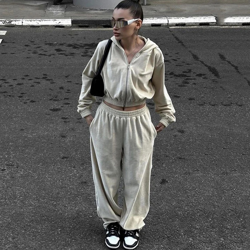 Autumn Winter Casual Two Piece Set Women Street Trend Longsleeved Hooded Cardigan Sexy Waist Elastic Trousers Tracksuit 251029