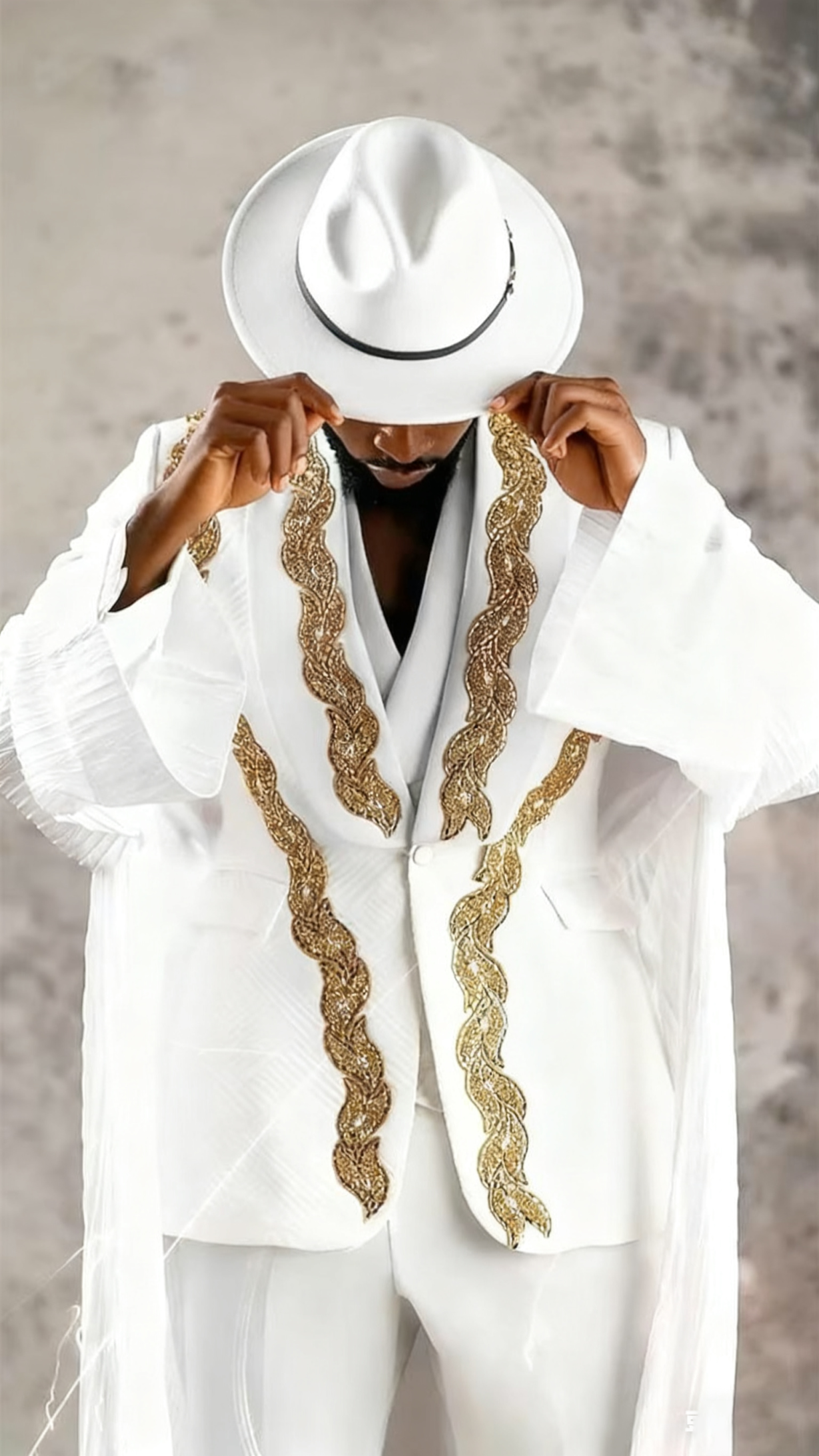 Modern Man Tuxedos Beaded One Button Shawl Lapel Men Suit Handsome 2 Piece Set Jacket Pants Wedding Groom Coat Customized