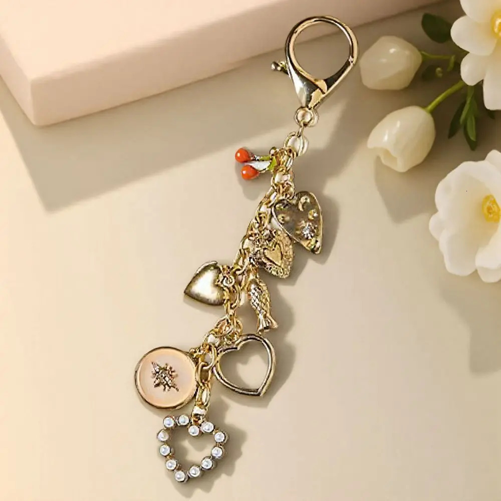 Stylish Lanyard Letter Beaded Keychain Star Charm Turkish Pendant Aesthetic Beaded Tassel Key Chain Earphone Case 251021