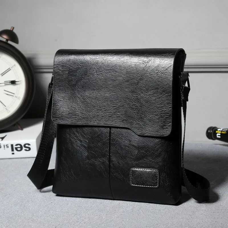 New Man Messenger Bag Men Pu Leather Shoder Bags Business Crossbody Casual Bag Vintage Handbag Sing Y251011