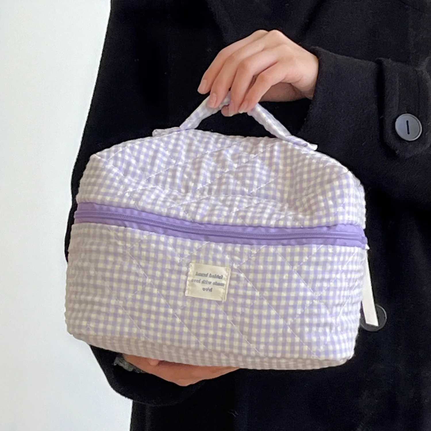 Women Large Capacity Cotton Makeup Bag Portable Travel Toiletry Bag Checkered Cosmetic Bag Girls Skincare Brushes Storage Bag J251115