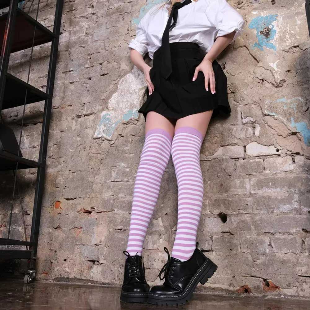 Autumn Stripes Over Knee Thigh Socks For Women Knitted Cotton Colorful Long Stockings Hot Girl High Sock Christmas Wear R251030