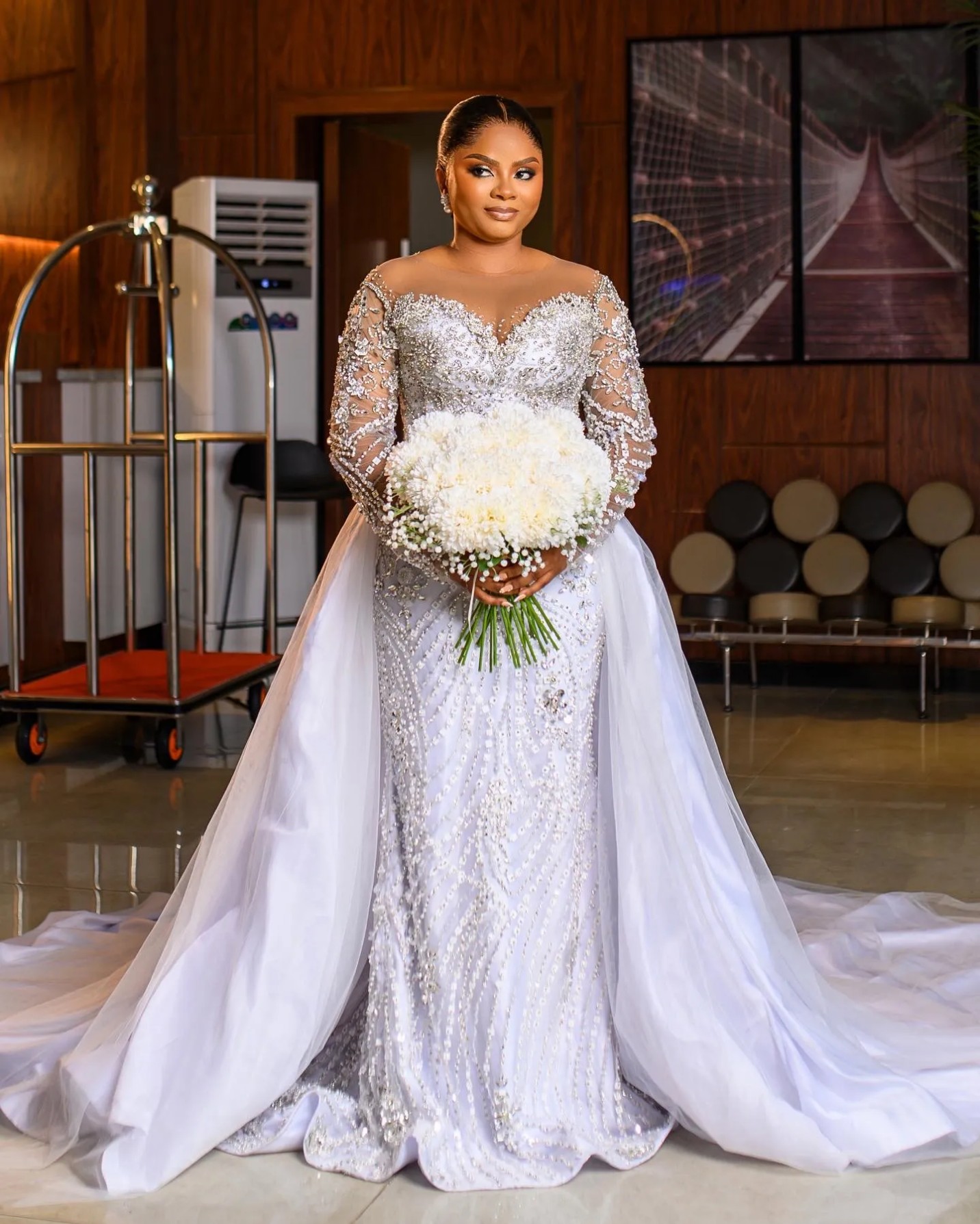 White Mermaid Wedding Dresses Plus Size Beaded Crystals Lace Detachable Train Bridal Gowns Dress