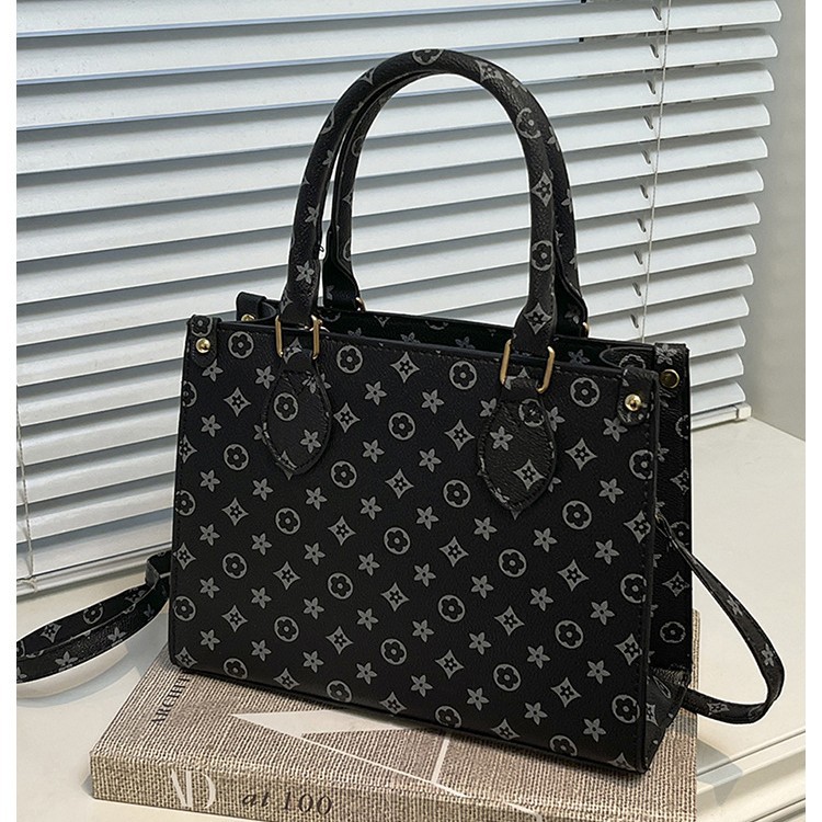 Free shipping printed retro bag, fashionable and versatile, popular for women, portable for commuting, single-shoulder crossbody, retro letter embosse