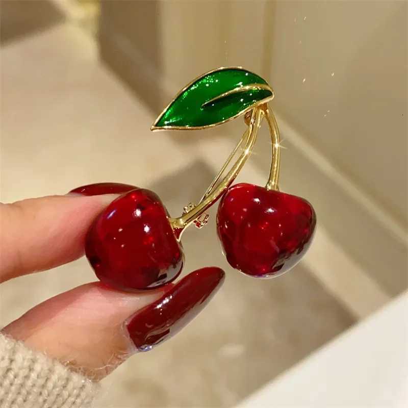 1Pc Cherry Brooch for Women Men Exquisite Cute Cherry Fruit Pins Jewelry Trendy Accessories Birthday Party Gifts 2025 Y251029