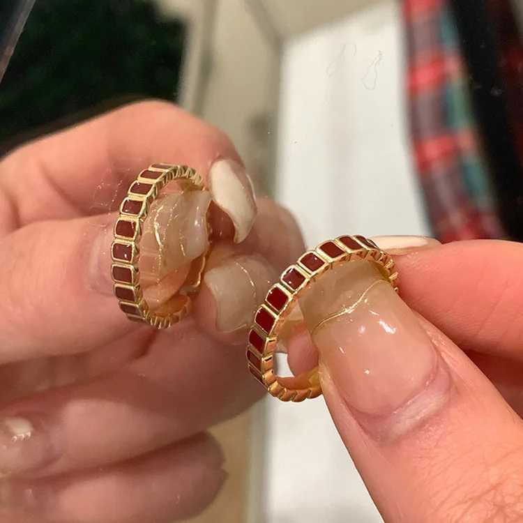 2024 New Korean Oil Dropping Shell Metal Opening Ring Fashionable Elegant Simple Geometric Ring Womens JewelryW251030