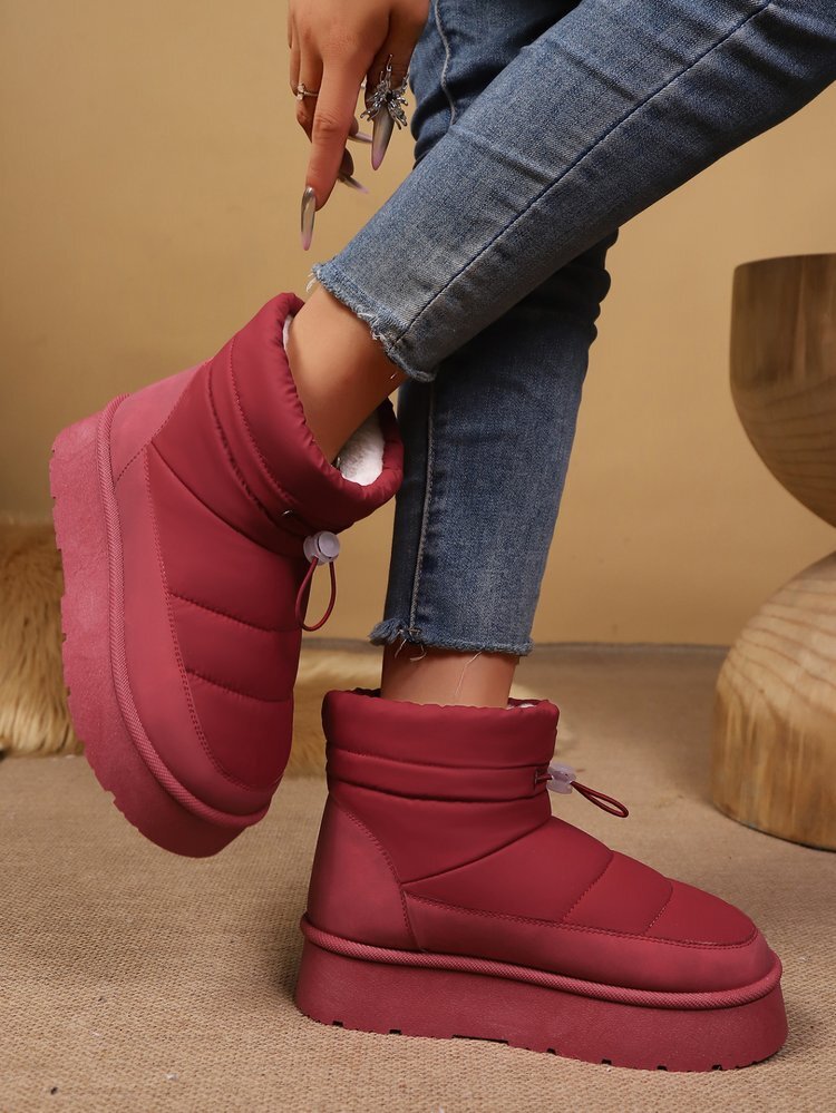 New European and American style plus size round toe thick soled snow boots, fashionable and comfortable, wool lined warm women's shoes, designer 