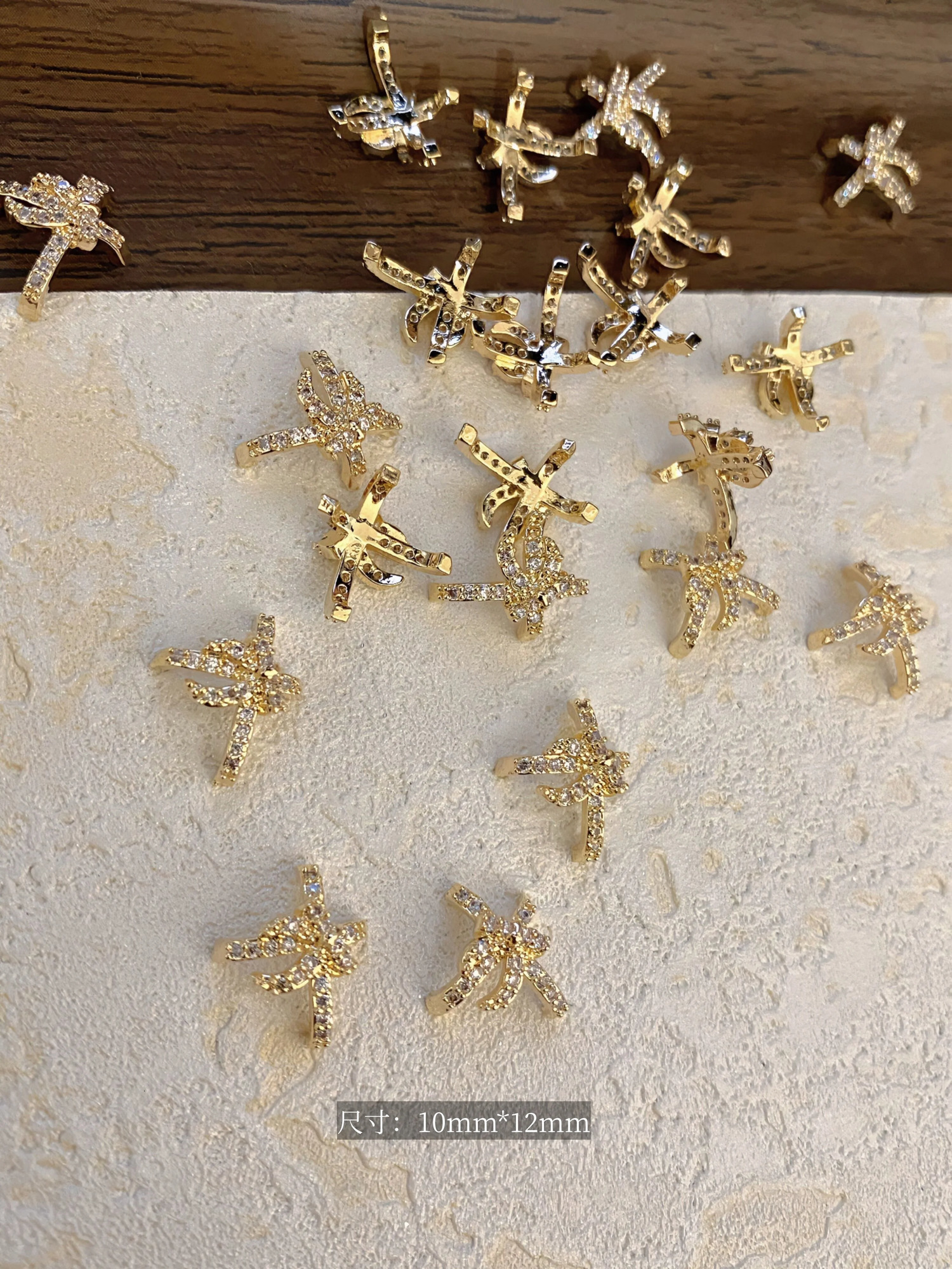 5 PCS Nail Full Diamond Jewelry Christmas Gift Box With Claw Diamond Alloy Heart Years Nail Metal Drill Accessories 251027