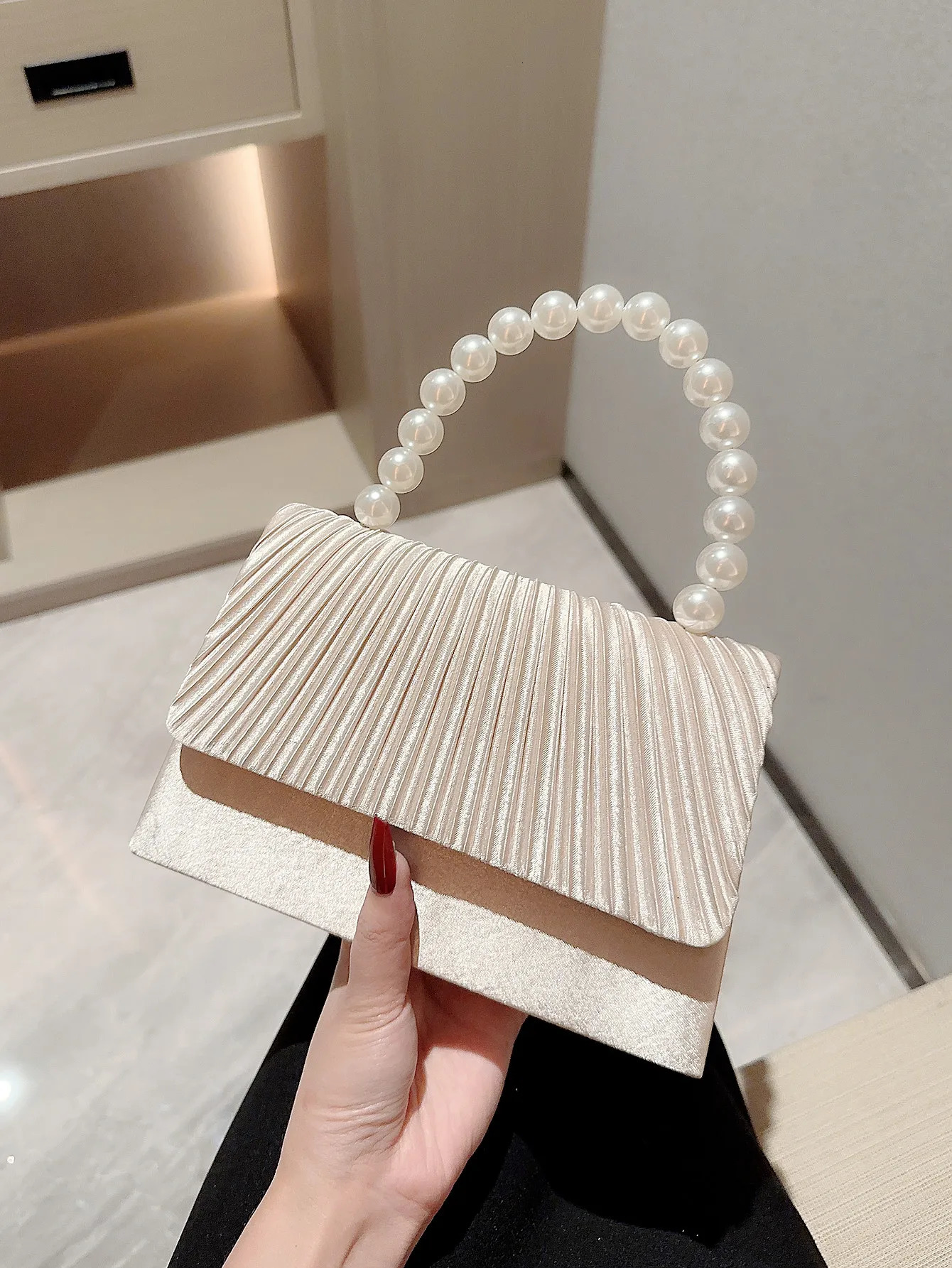 Womens Classic Pleated Satin Handheld Evening Bag Pearl Handle Decorated Dress Bag Evening Bag Chain Bag Wedding Bag Party Pro 251023