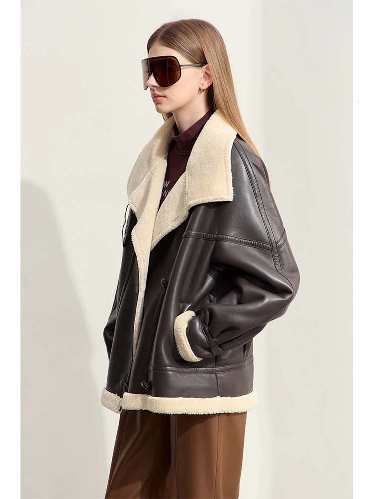 AMII Minimalist Simple Faux Leather Jacket for Women Winter Thick Warm Lapel PU Fur Female Chic Over Coat 12424007 251029