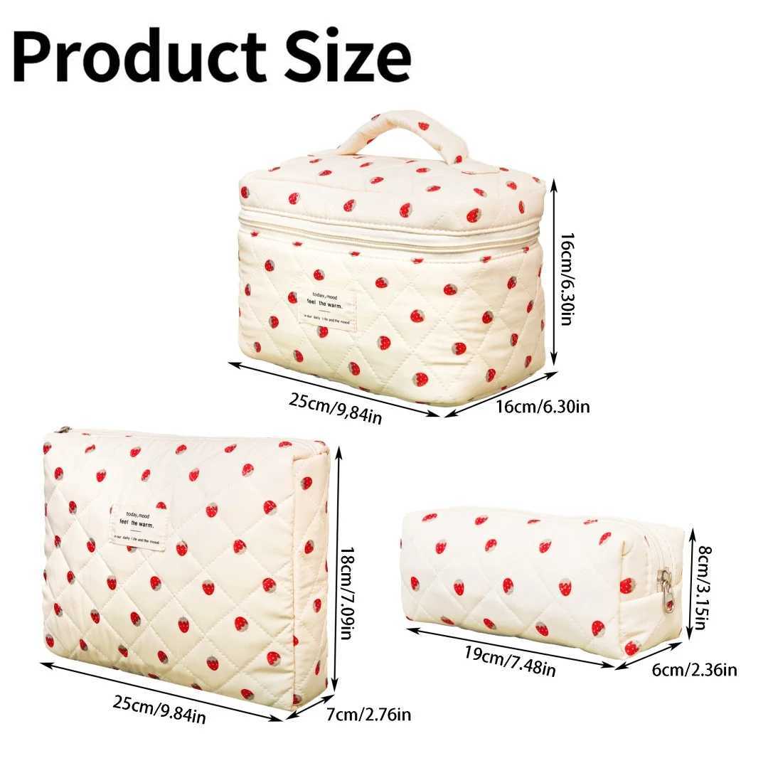 Strawberrypattern zipper design quilted makeup bag multifunctional portable makeup bag cute and versatile J251115