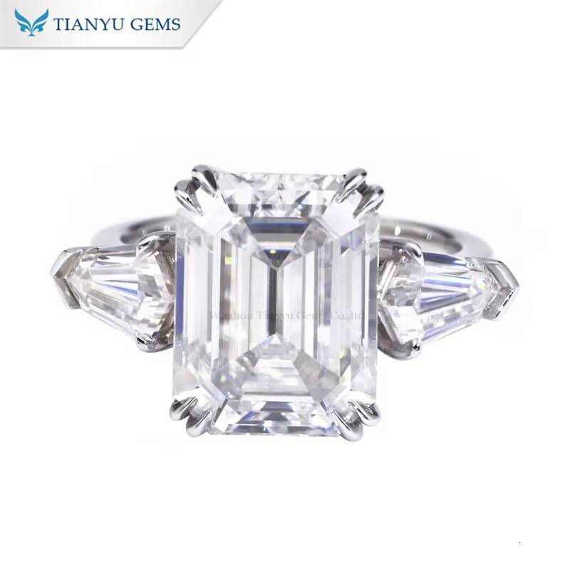 Tianyu Threestone Design Sparkling 10x13mm Emerald Cut Moissanite Diamond Double Prongs Custom 10K 14K 18K Gold Engagement Ring
