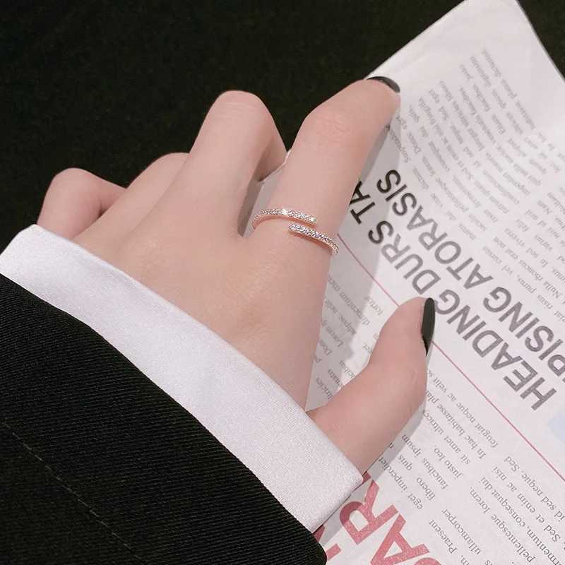 Super Sparkly Light Luxury FullDiamond Open Ring with Minimalist Design Cool Style Adjustable for Index FingerW251030