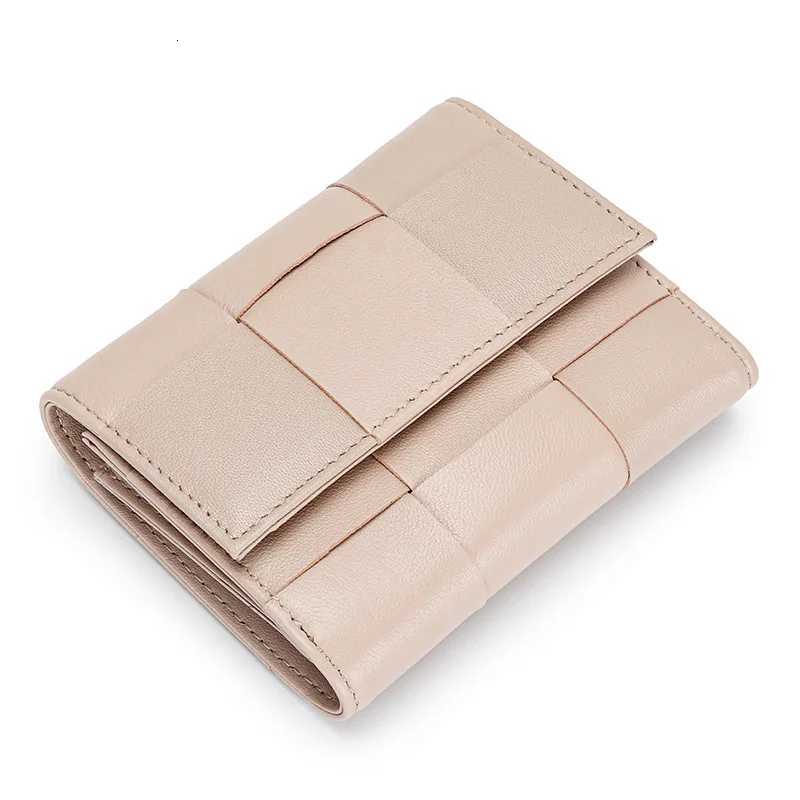 Sheepskin Woven Pouch Ladies Genuine Leather Wallets Large Capacity Trifold Short Wallet New Zipper Coin Purse D251030