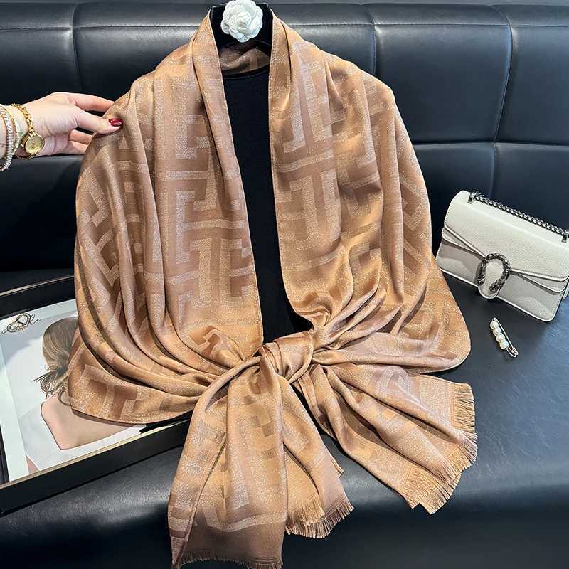 2025 New Design Brand Spring Women Scarf Fashion Geometry Print Hijabs Scarves For Ladies Shawls And Wraps Pashmina StolesW251029