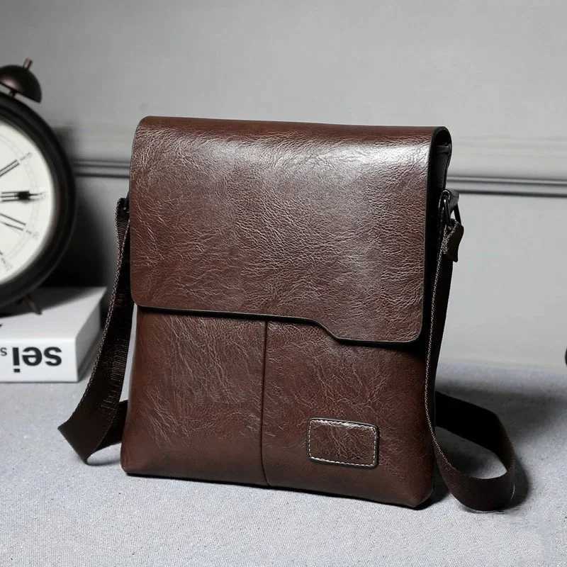New Man Messenger Bag Men Pu Leather Shoder Bags Business Crossbody Casual Bag Vintage Handbag Sing Y251011