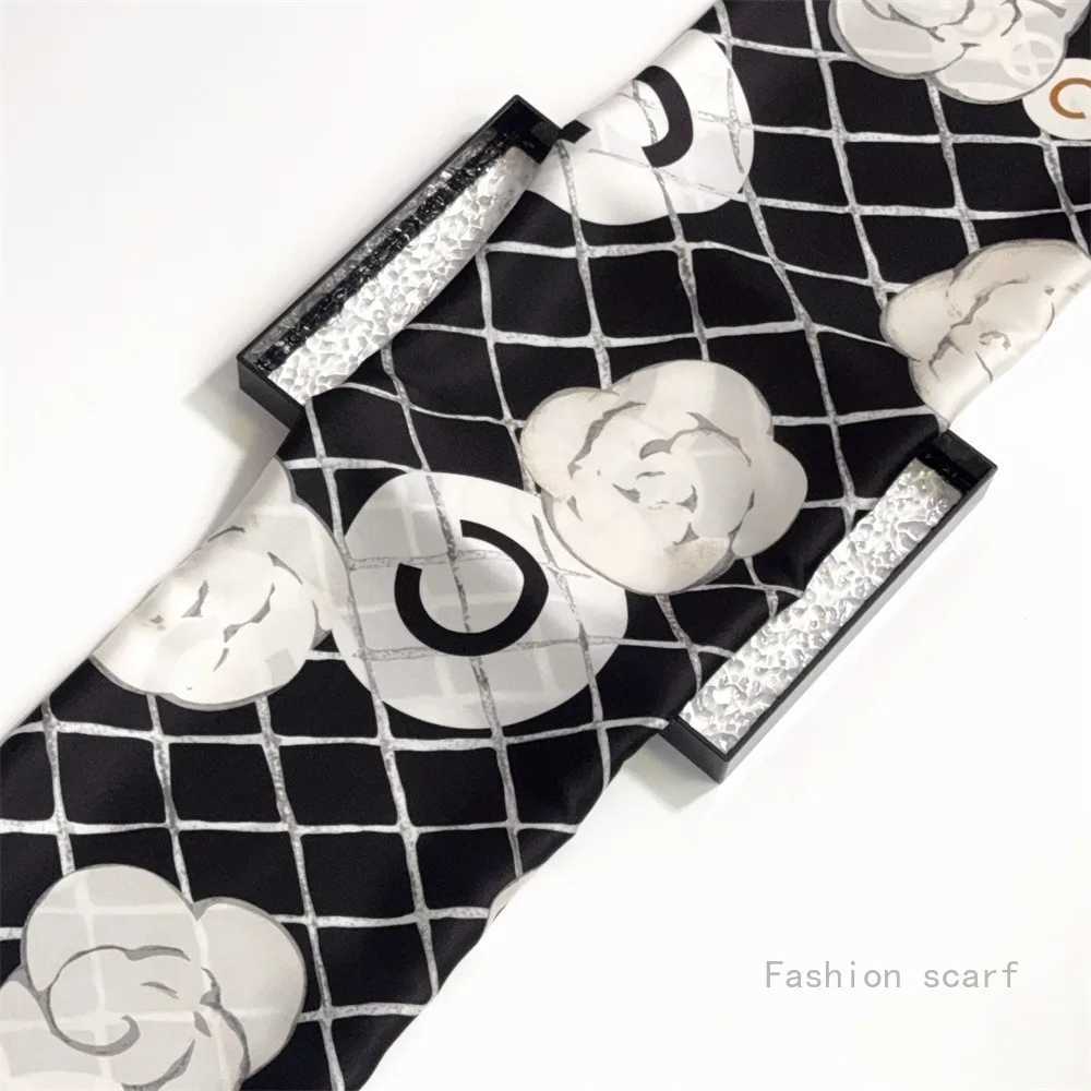 French 90cm Plaid Rose Twill Silk Women Travel Sunscreen Shawl Large Square Scarf Headscarf Scarf Head Scarfs for Women LuxuryW251029