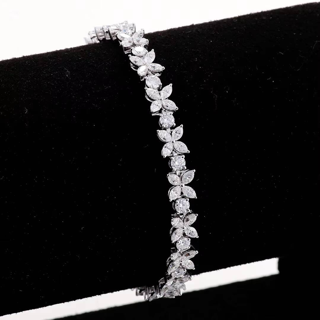 Custom Italian Charm Tennis Chain Bracelet for Women 10k White Gold with Moissanite Diamond Elegant Fine Jewelry for Couples