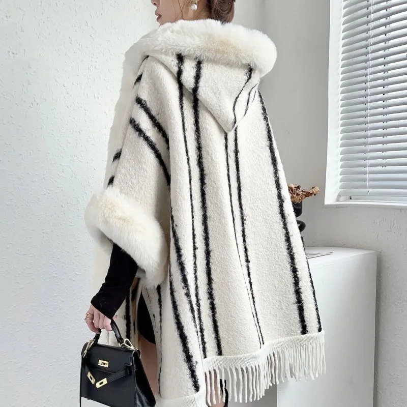 Women Big Fur Collar Outstreet Winter Thicken capas y Poncho Cape dress Striped Long goth Cloak Loose Tassel Coat JJ537 251029