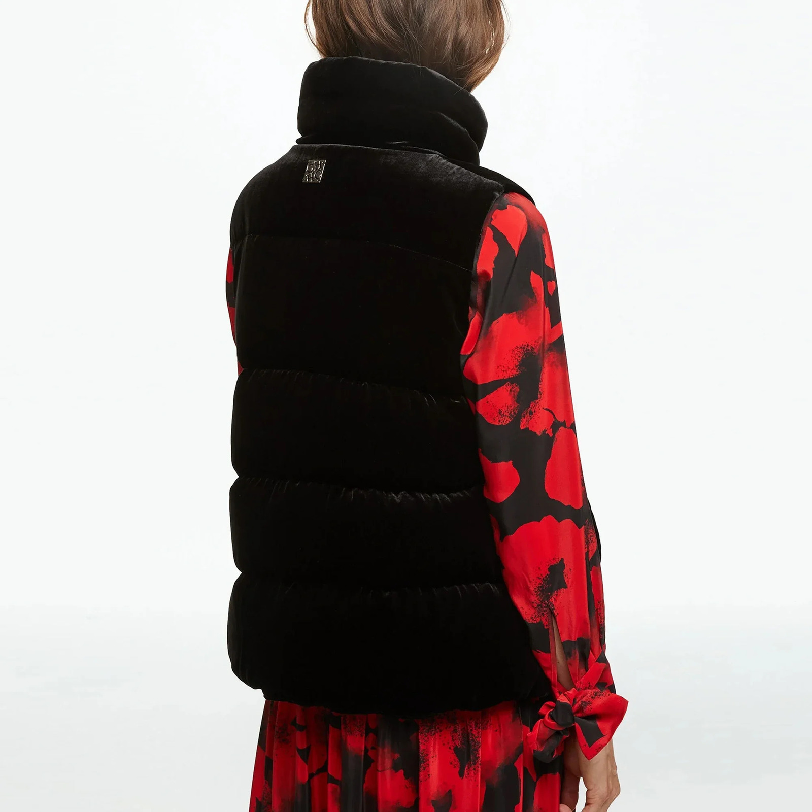 Women Vest Jacket Autumn Winter Down Vest Stand Collar Warm Casual Elegant Sleeveless Coats Outdoor Travel Vest Jackets 251029