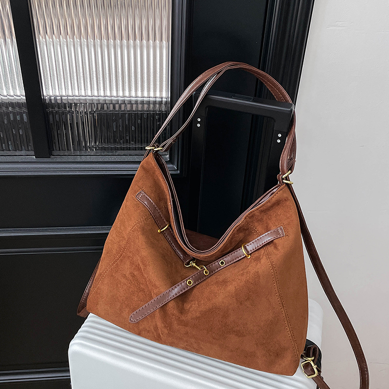 2025 Spring New Women's Fashion Large Capacity Synthetic Leather Handbag, Casual Simple Classic Work Shoulder Bag, Student Fashion Crossbody Bag