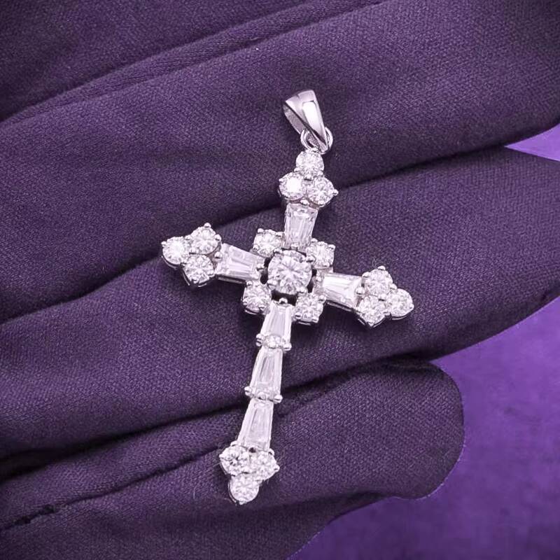 Hip Hop GRA Iced Bling VVS D Color Moissanite 925 Sterling Silver Latin Cross Pendant Pass Diamond Tester for Men Christian