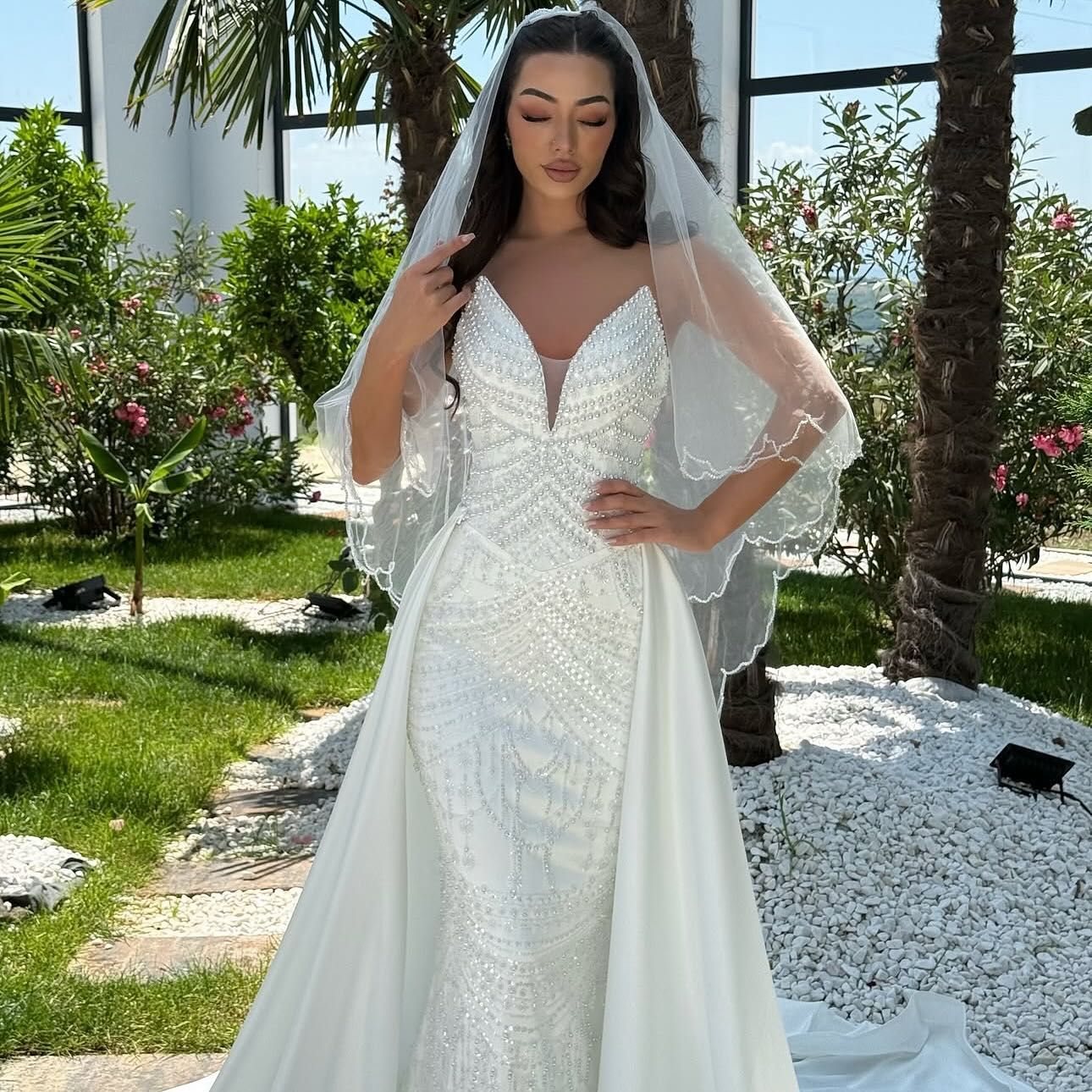 Elegant Mermaid Wedding Dress Sweetheart Neck Sleeveless Bridal Gowns Sequins Pearls Detachable Train Dresses Custom Made vestidos de novia