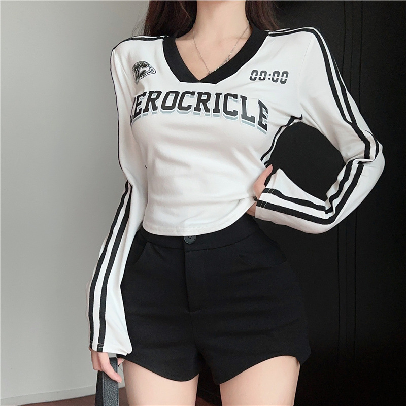 American designer retro long sleeved t-shirt for women in spring and autumn, new tight fitting short style, black spicy girl top
